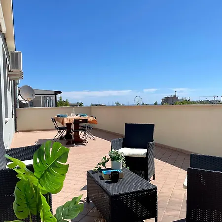 Trilocale Panoramico Vicino Al Mare- L'attico Sulla Romagna